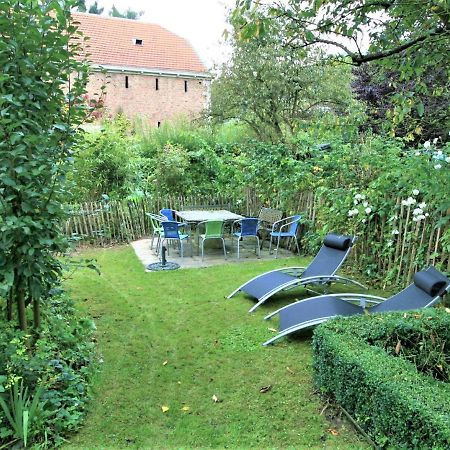 Enchanting Cottage With Terrace Garden Hamoir Eksteriør billede