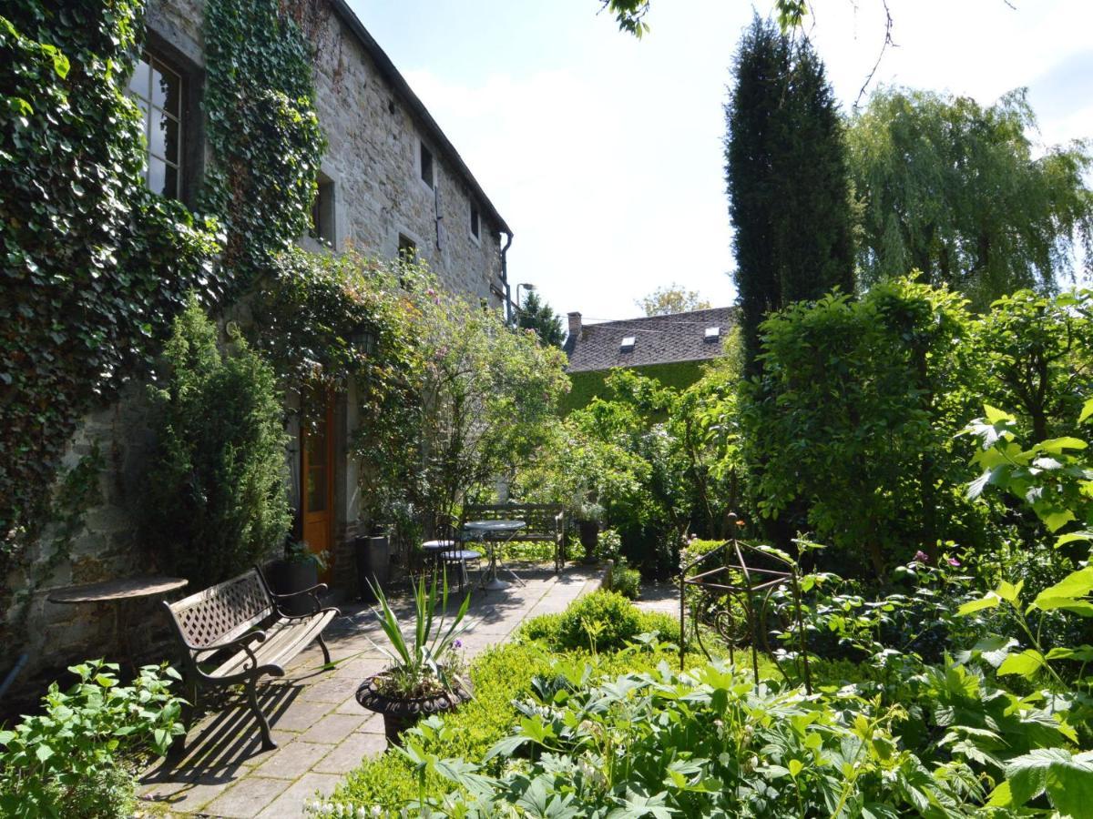 Enchanting Cottage With Terrace Garden Hamoir Eksteriør billede