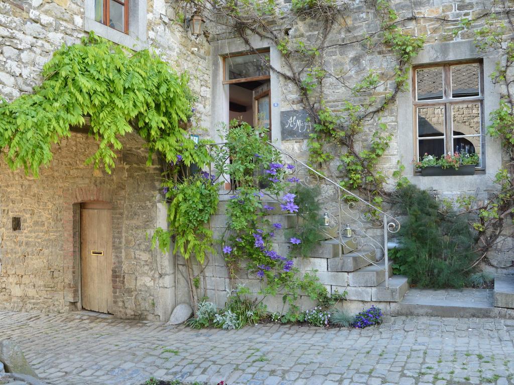 Enchanting Cottage With Terrace Garden Hamoir Eksteriør billede